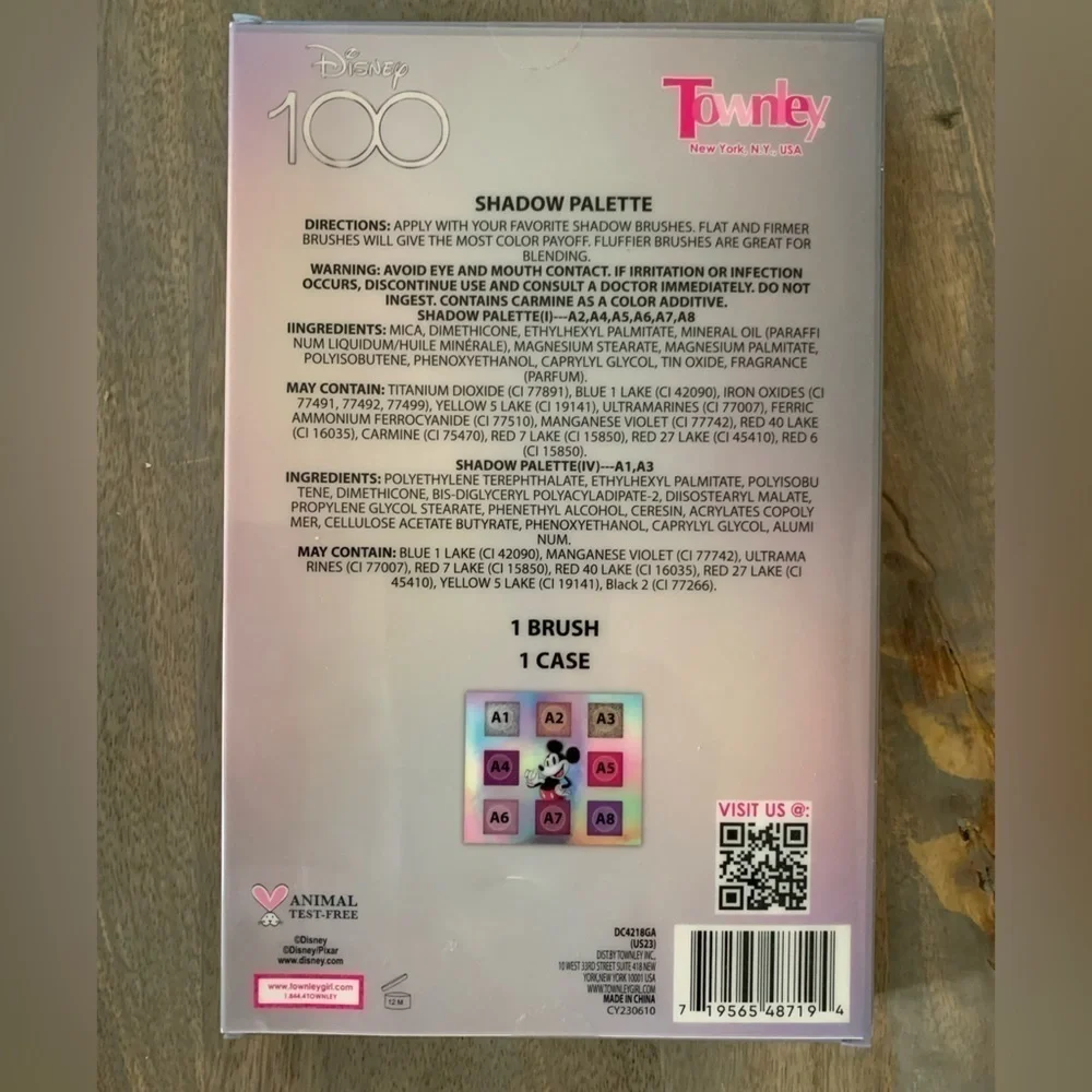 Disney Stitch Shadow Palette With Mirror